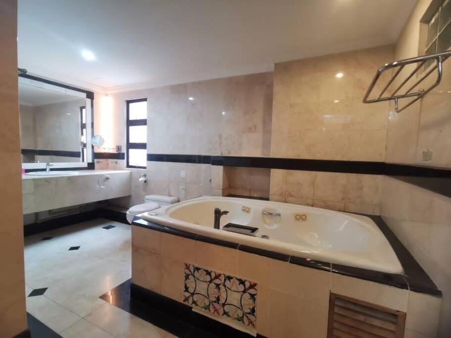 Luxurious Spacioushome 17pax Fahrenheit Pavillon *