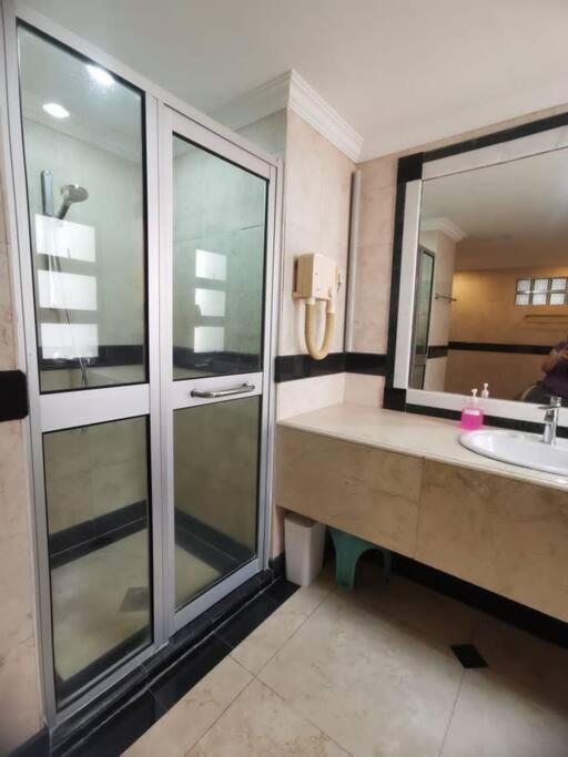 Luxurious Spacioushome 17pax Fahrenheit Pavillon * Kuala Lumpur