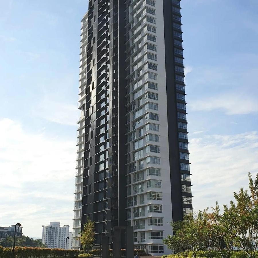 Apartemen At The Ridge Kl East J Kuala Lumpur