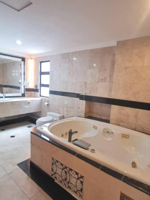 Luxurious Spacioushome 17pax Fahrenheit Pavillon Appartement Kuala Lumpur