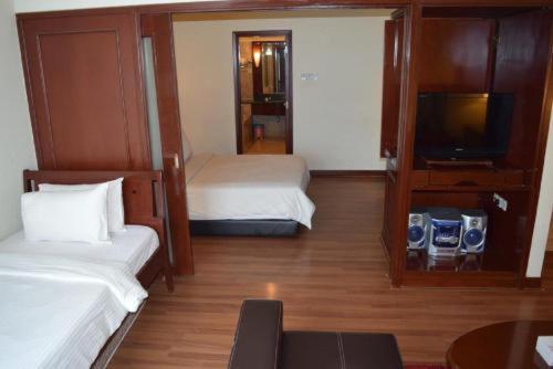 Bintang Service At Times Square Kuala Lumpur