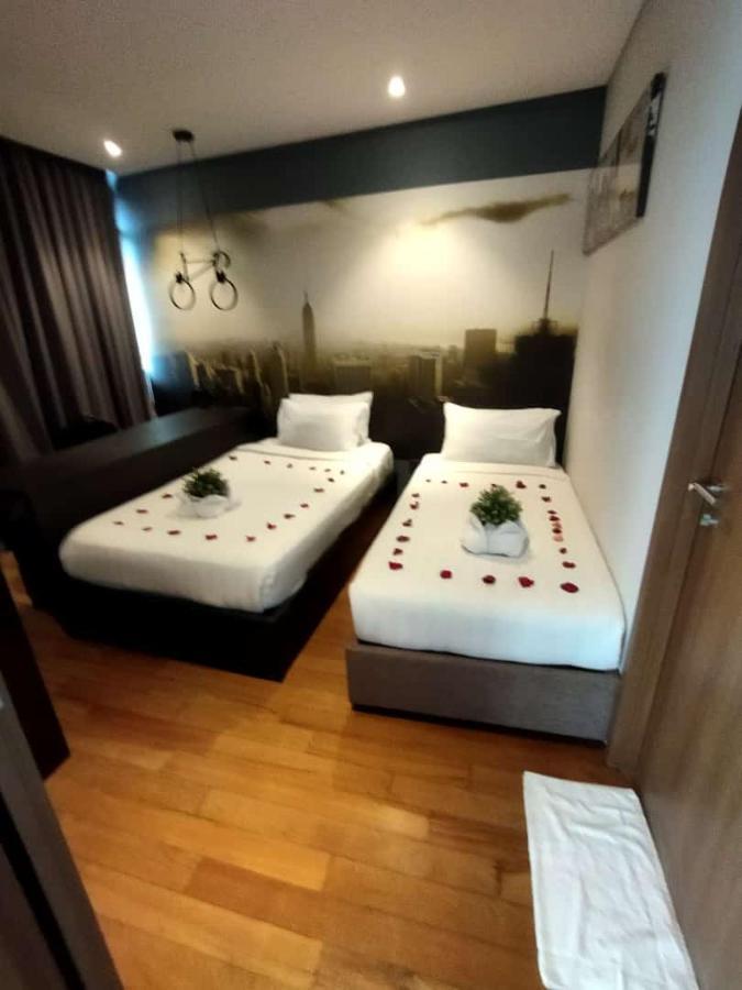 The Luxury Penthouse Twin Tower View Apartment Kuala Lumpur