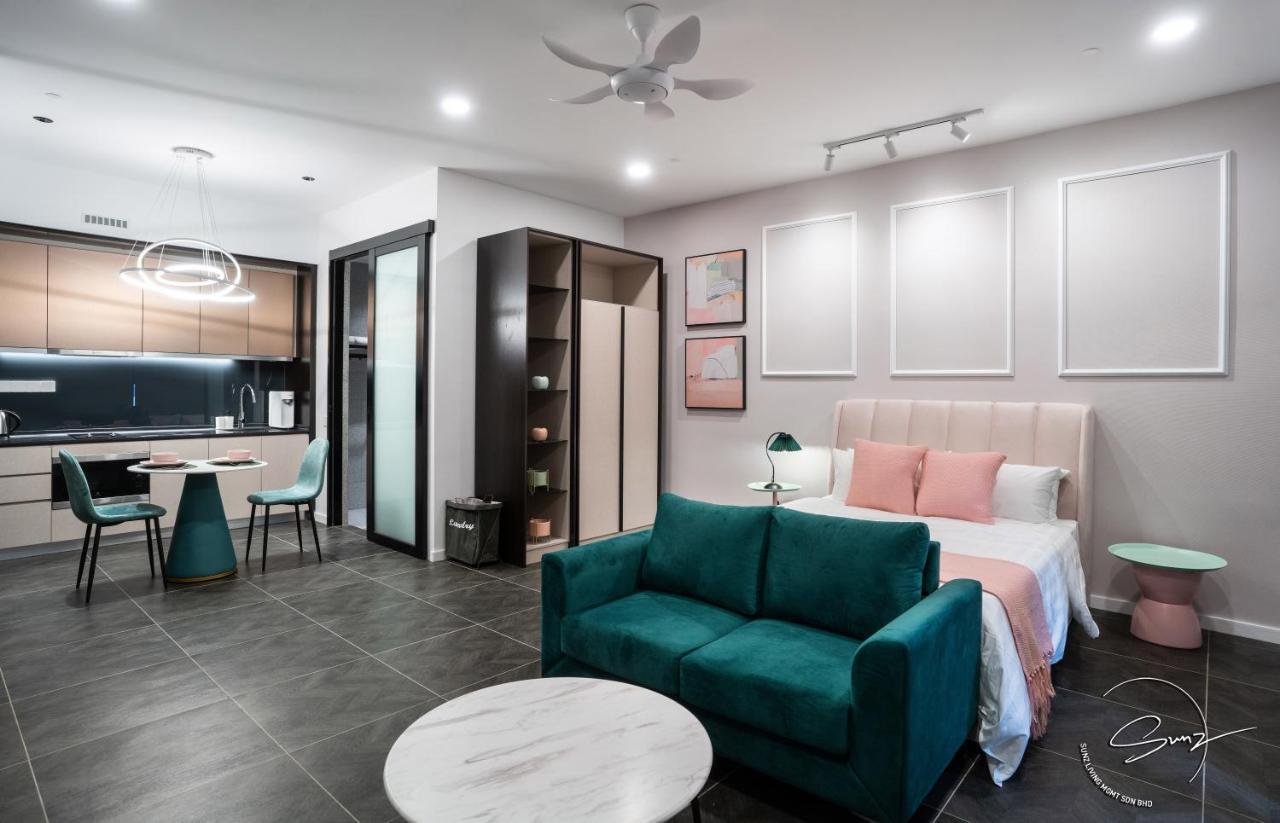 Apartment Scarlet Klcc By Sunz Living Kuala Lumpur