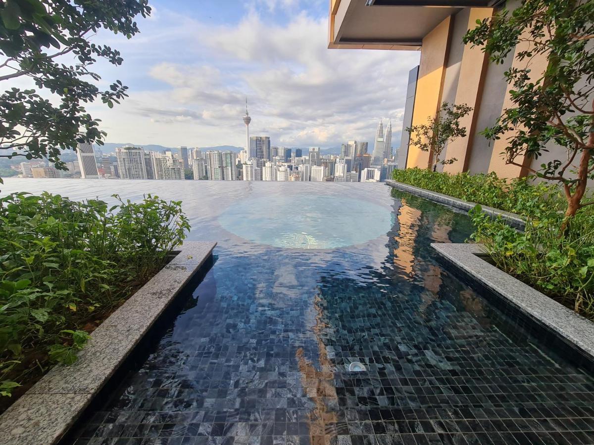 Apartemen Lucentia World Class Facilities Infinity Pool Stunning View Kuala Lumpur
