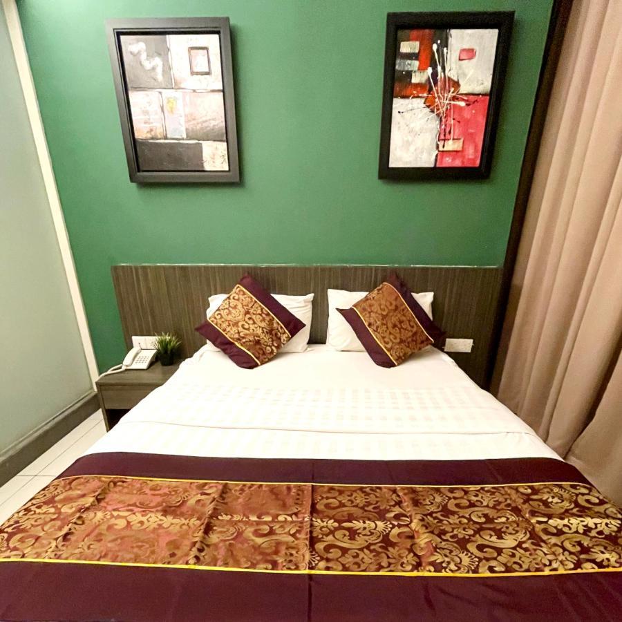 Hotel Esq Shamelin 2*