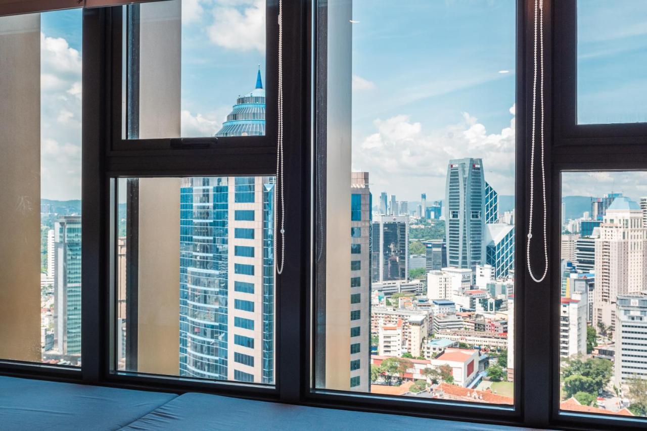 Klcc Skytowerviewsuite At Ceylonzsuites Apartment