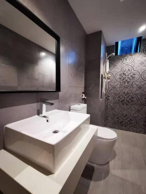 5-star Facilities Arte Mont Kiara Luxury Duplex Apartment *