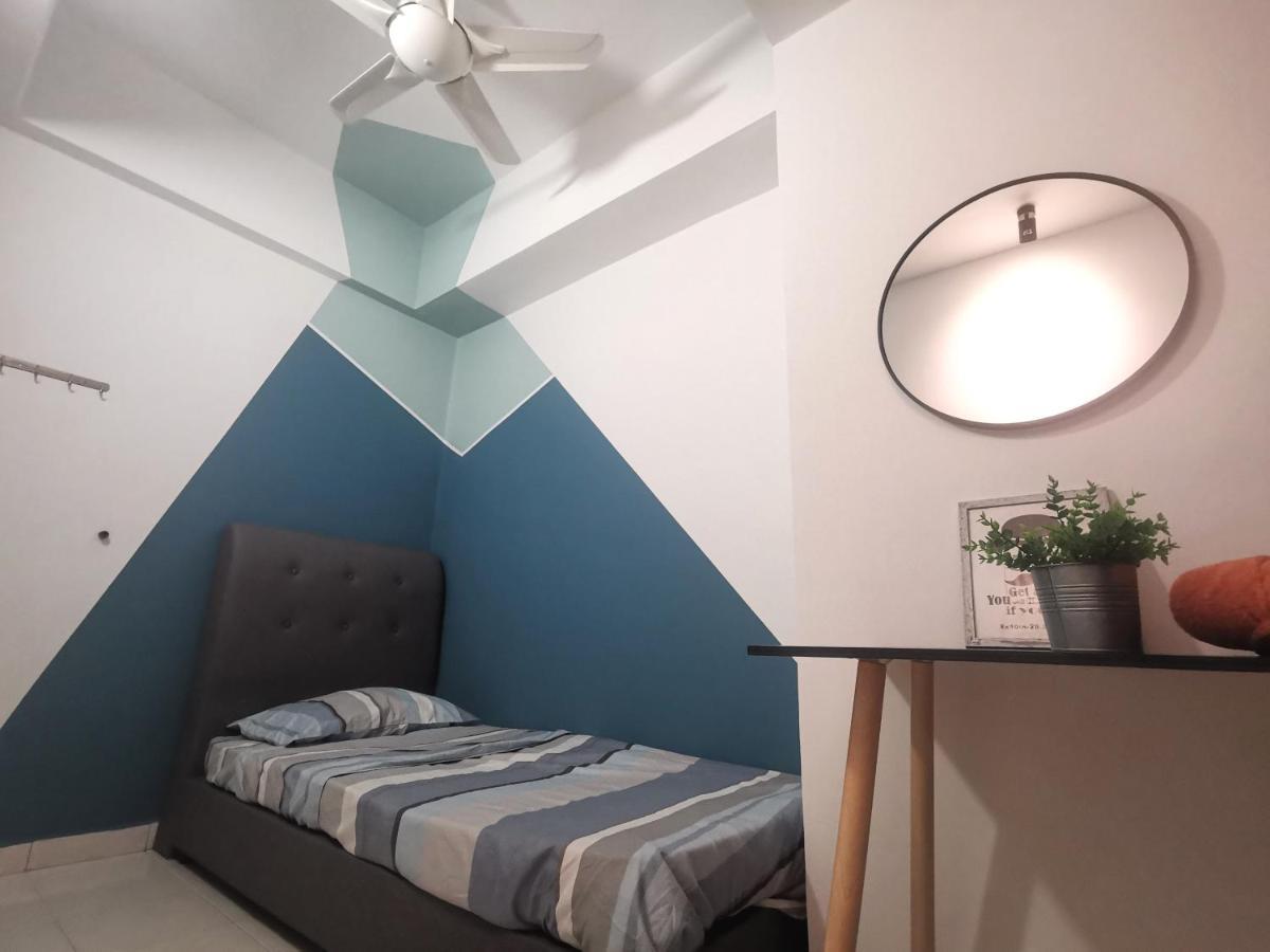 Apartment Menjalara Kepong Desapark & Mitec 中文房东 *
