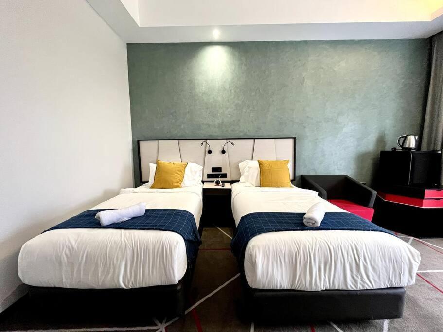 Apartment #23 Kl Towel View Twin Bed @ Infinity Pool *