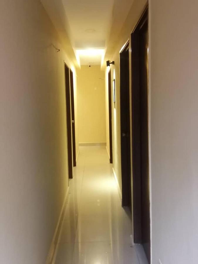Khách sạn tình yêu Ras