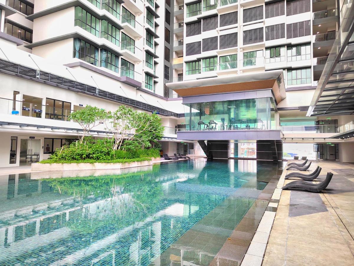 Appartement New! 3r2b - Free Wi-fi -3mins Walk To Sunway Velocity 中文房东 Kuala Lumpur