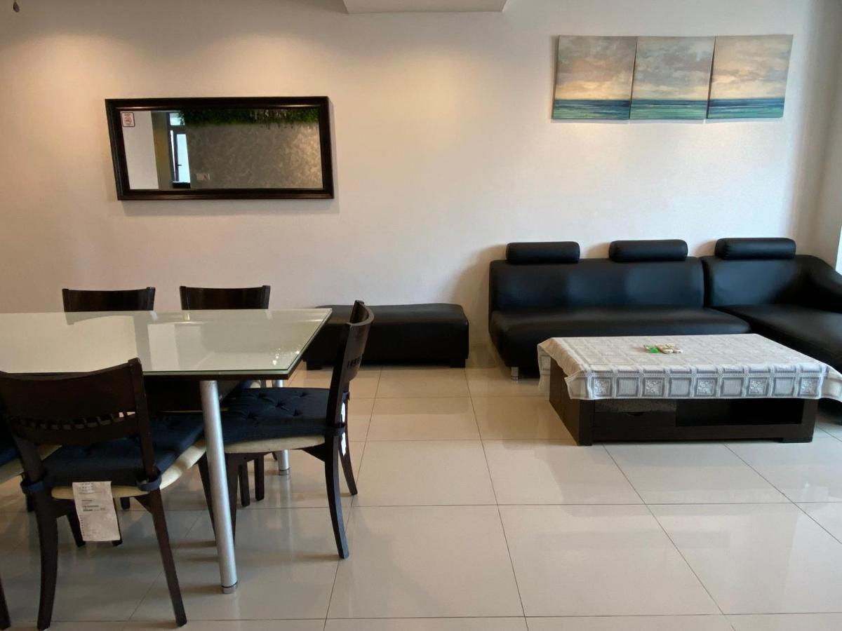 Spacious 3r,2r,studio 5min Walk To Time Square,lalaport, Pool,gym,wifi