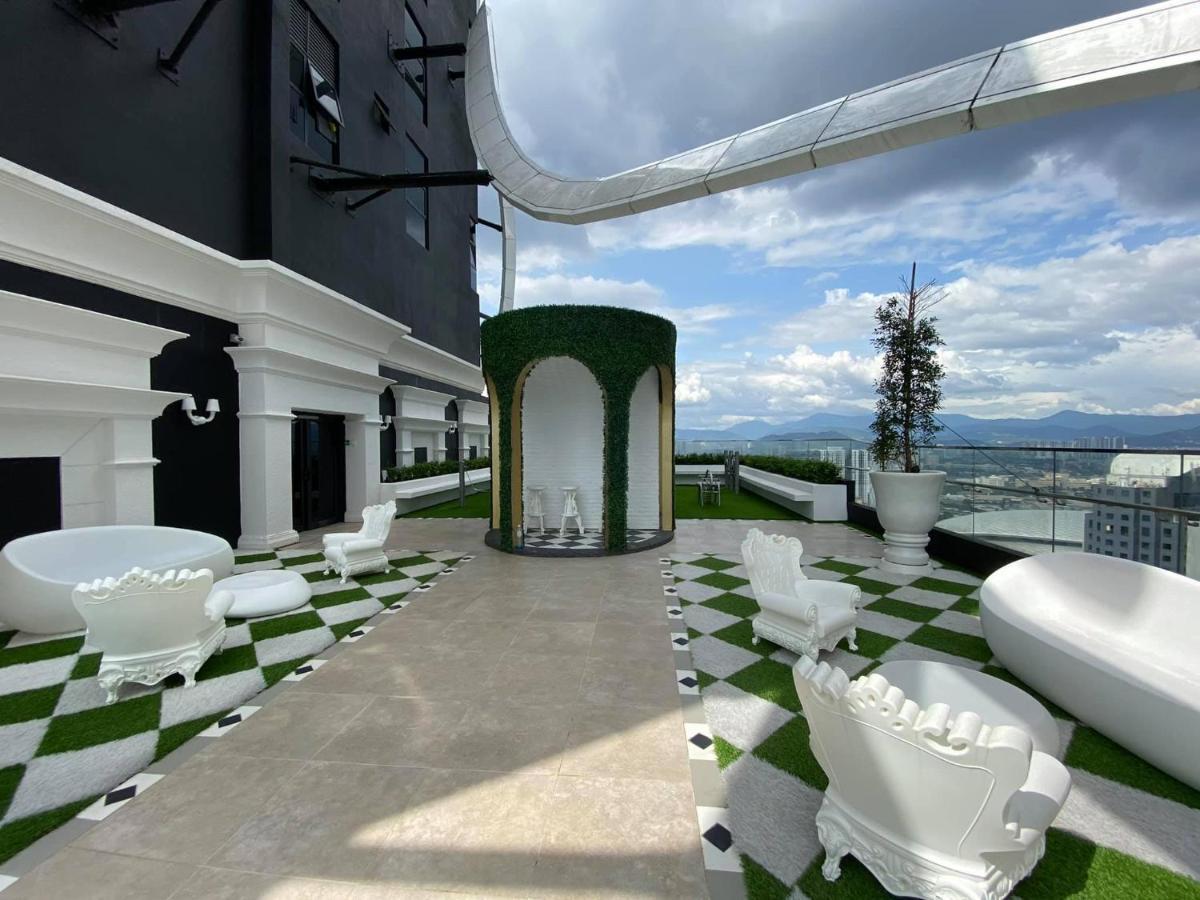 5-star Facilities Arte Mont Kiara Luxury Duplex Apartment