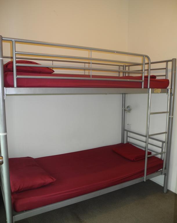 Hostel Submarine China Town