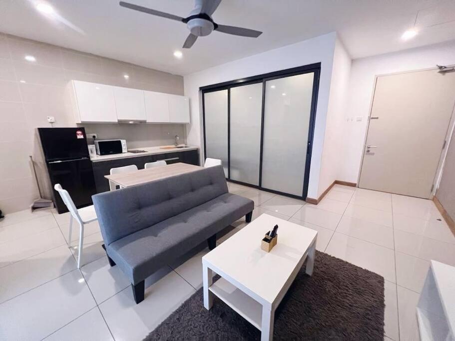 Promo Connected Train 2 Bedroom Above Mall 289 Apartment Kuala Lumpur