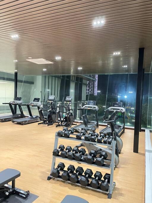 500mbps High Speed Wifi With Cozy Staycation View Apartment Kuala Lumpur