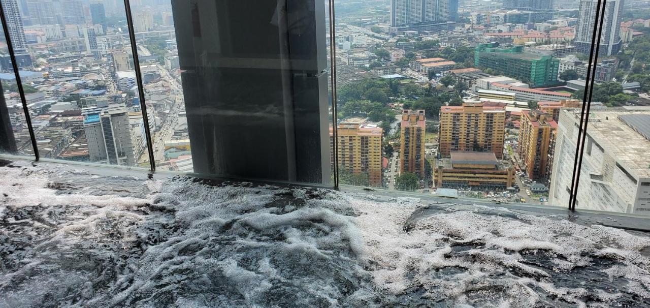 Lucentia Lalaport Bbcc, Stuning Infinity Pool Kuala Lumpur