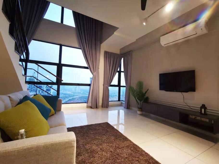 5-star Facilities Arte Mont Kiara Luxury Duplex Apartment Kuala Lumpur