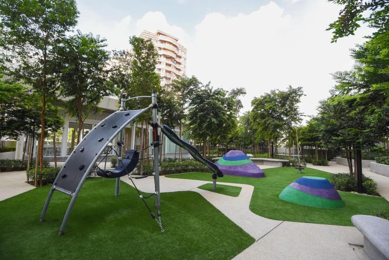 3 Bedroom Bukit Bintang Robertson With Netflix Apartment *