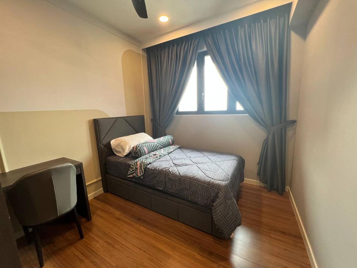 Apartment Best For Family Klcc Pavillion Sunway Velocity Mrt