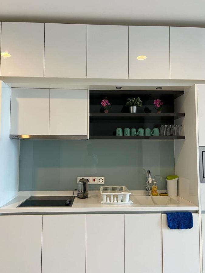 The Platinum Klcc By Cozy White Appartement