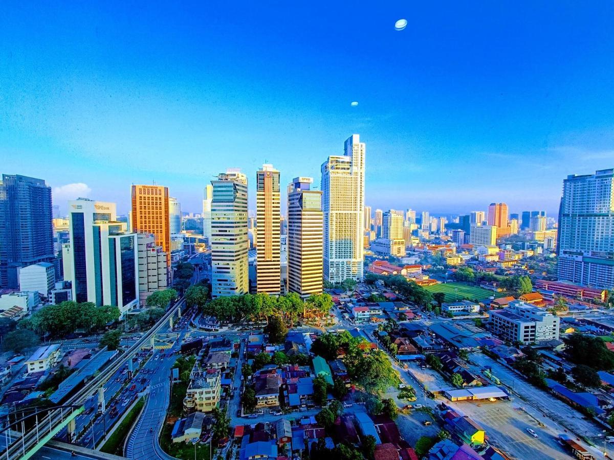 The Platinum Klcc By Cozy White