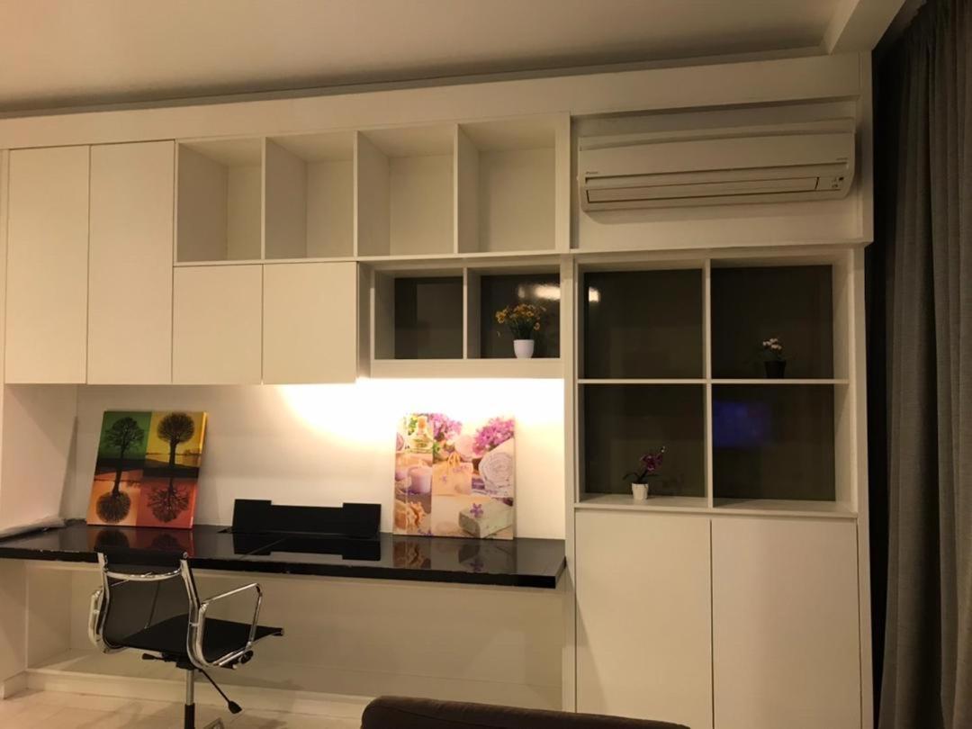 The Platinum Klcc By Cozy White Appartement *