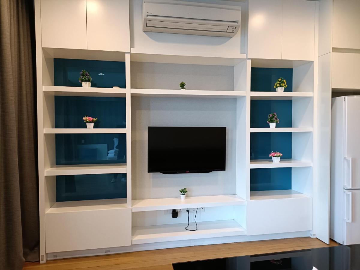 The Platinum Klcc By Cozy White Appartement