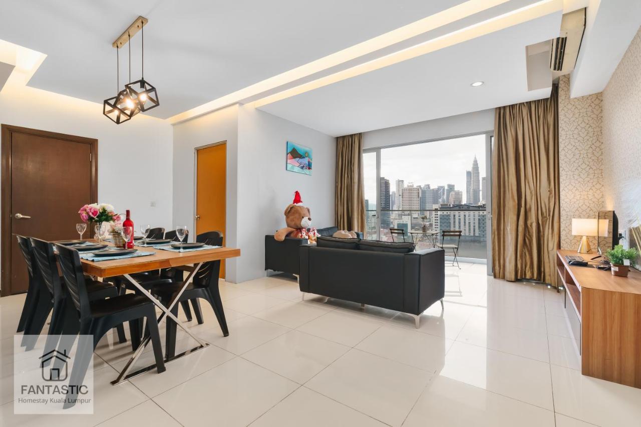 Regalia @ Klcc View Sky Pool By Mc Apartemen Kuala Lumpur