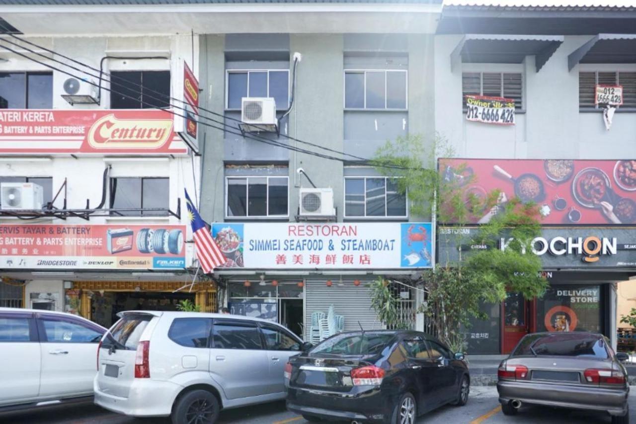 Thekatil * Kuala Lumpur