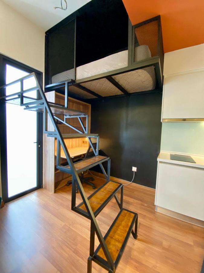 Sentral Suites By Rkd *