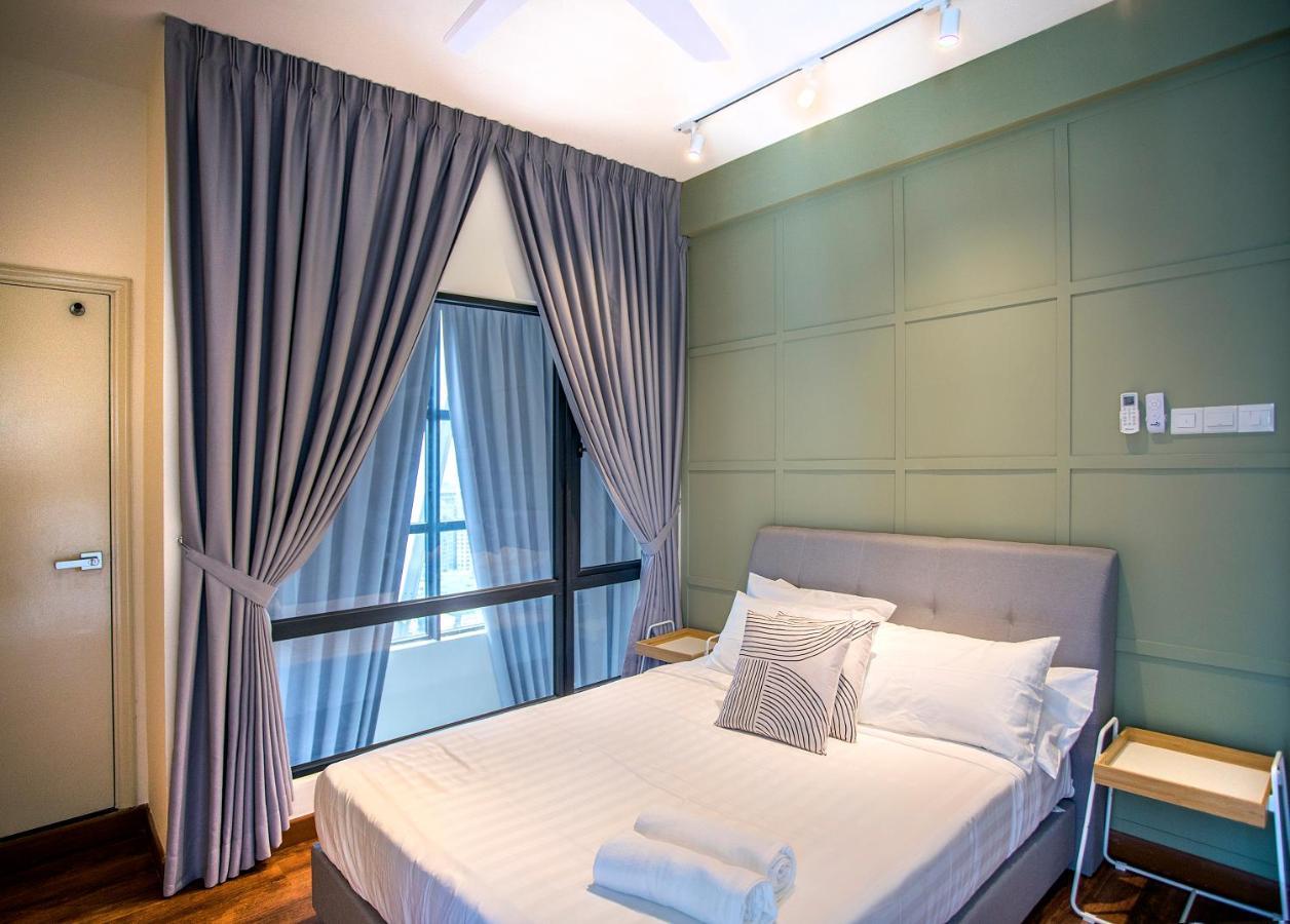 Arte Mont Kiara Free Parking, *