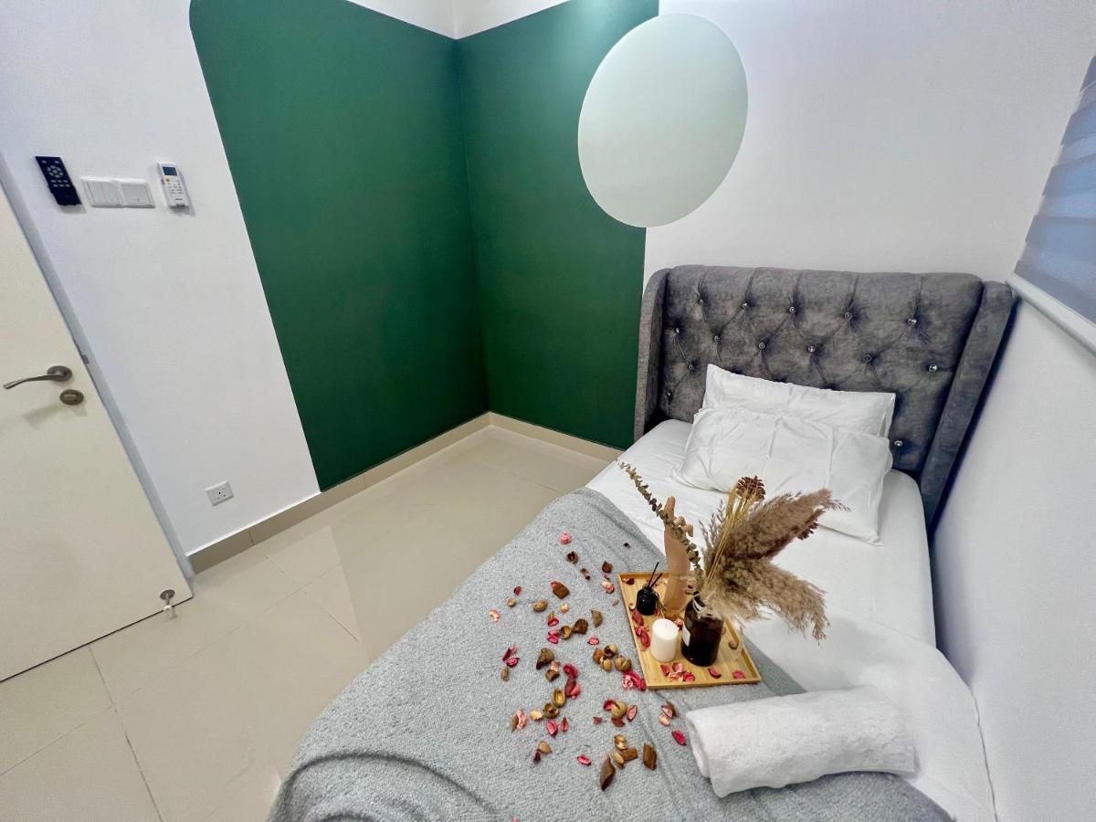 City Centre Mrt Klcc Sunway Velocity Apartment