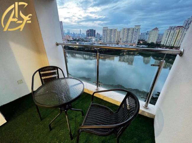 Honeymoon By A Legacy - Klcc Lake View * Kuala Lumpur