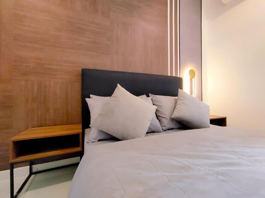 Căn hộ Kenwingston Platz Signature By Manhattan Group *