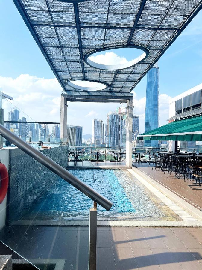 Apartemen Infini Suites@ D'majestic Place