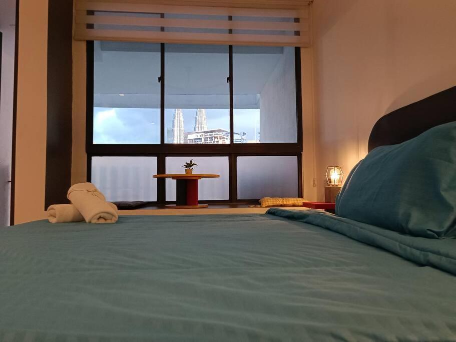 Cl137b Modern Balcony Klcc View & Infinity Pool * Kuala Lumpur