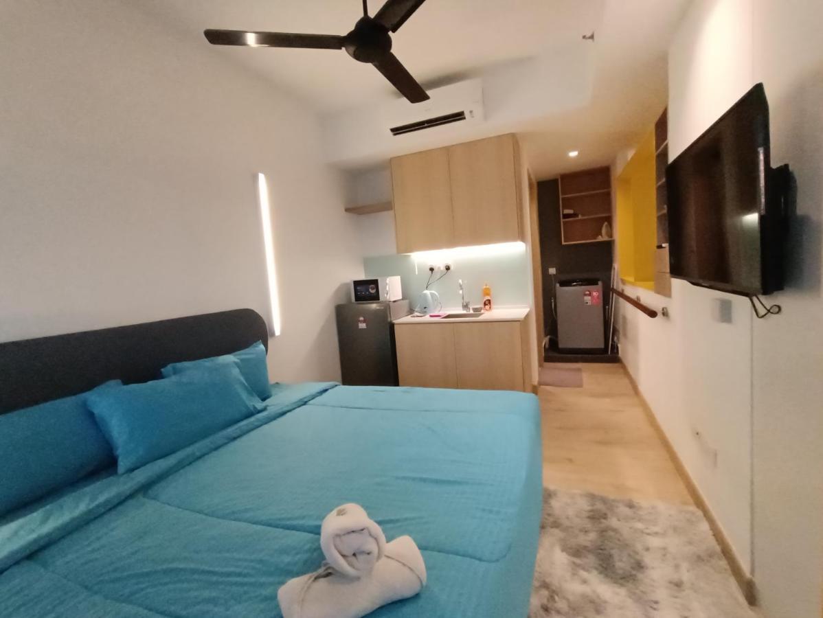 Cl137b Modern Balcony Klcc View & Infinity Pool *