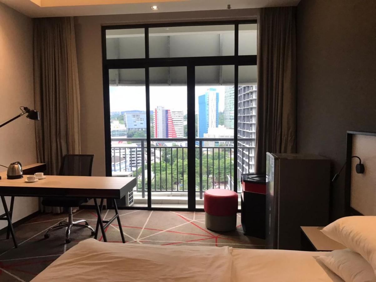 Apartment Red M101 Dang Wangi I Homebrickz