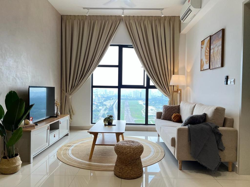 Căn hộ Kl View 2r1b Free Wifi 6pax Kuala Lumpur