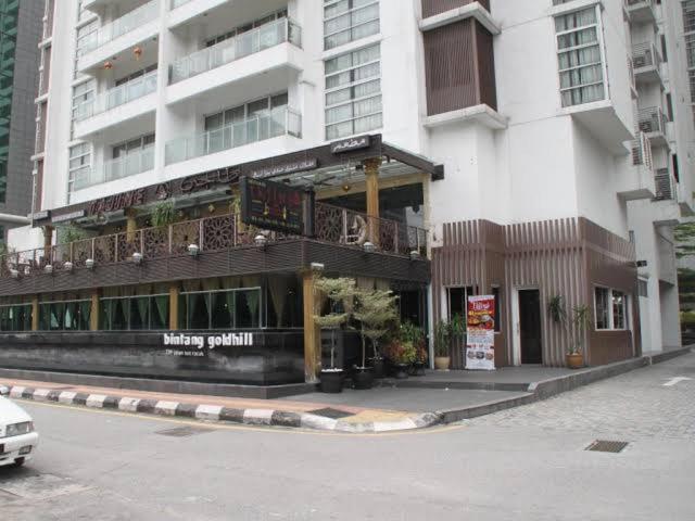 Menara Bintang Goldhill Apartment *