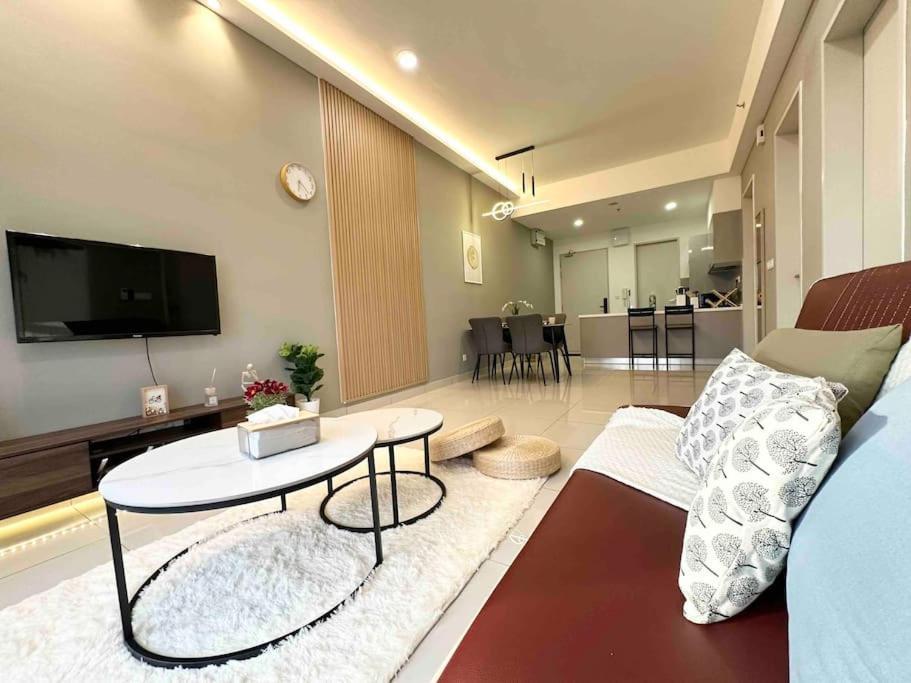 Trion Kl 10mins To Klcc-lalaport-velocity 6 Pax Kuala Lumpur