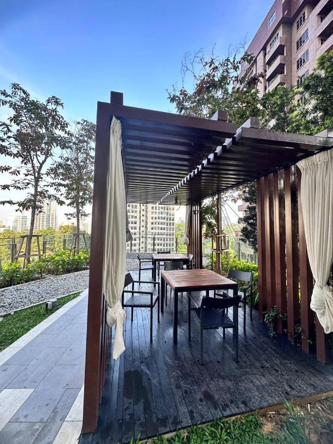 Apartment Pavilion Ceylon Hill By J&c Kuala Lumpur