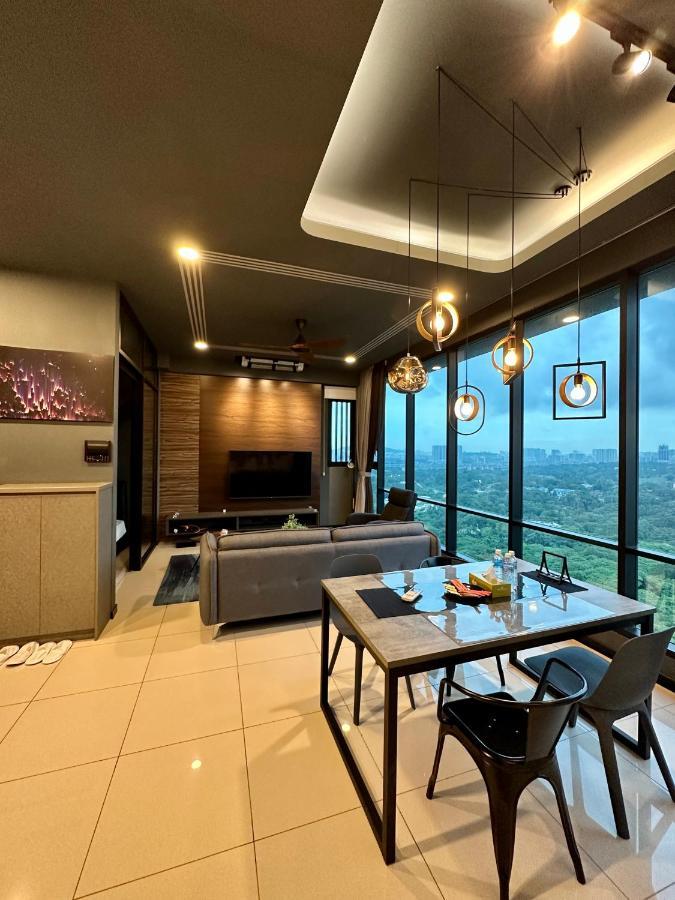 Apartment Grand At Opus