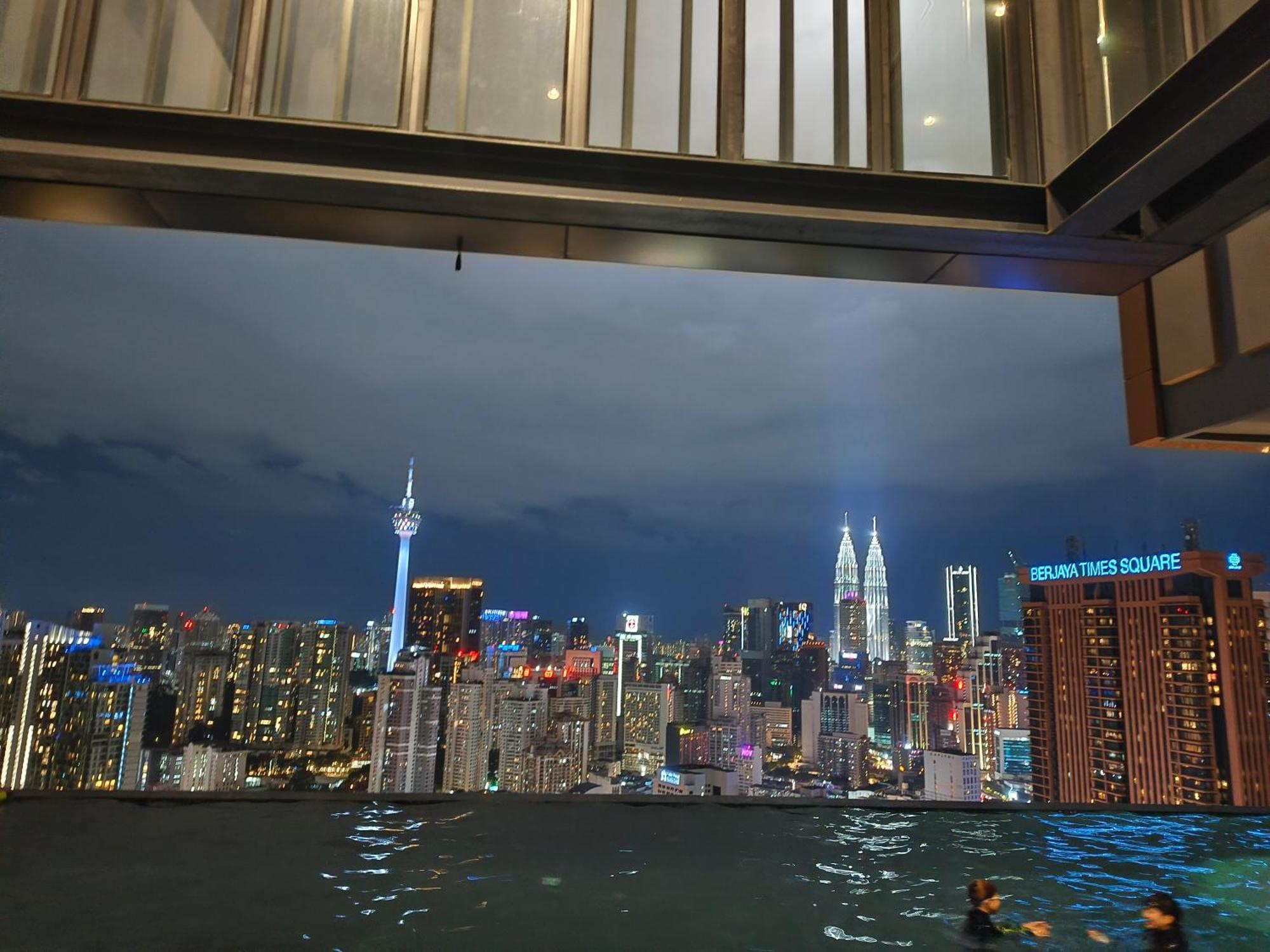 Lucentia Bukit Bintang By Times Square Apartment *
