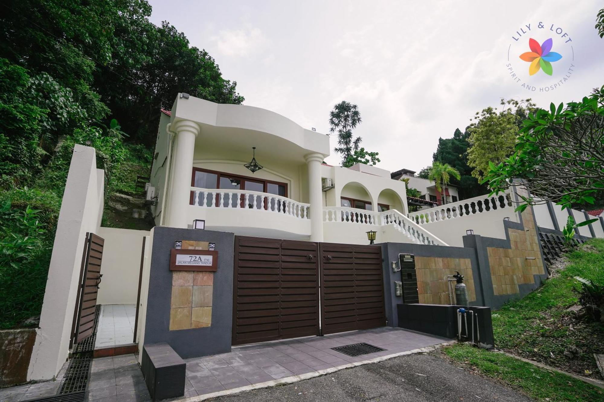 Villa 40p, Bangsar With Pool/karaoke/gathering/bbq Kuala Lumpur