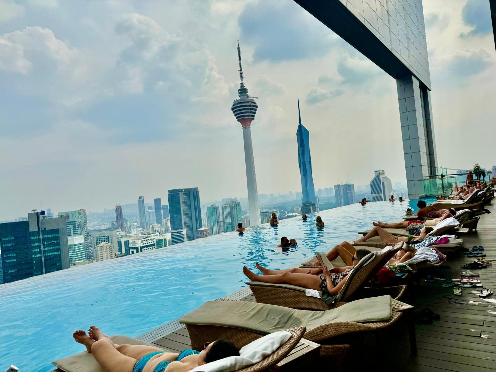 Platinum Suites Klcc By Classy