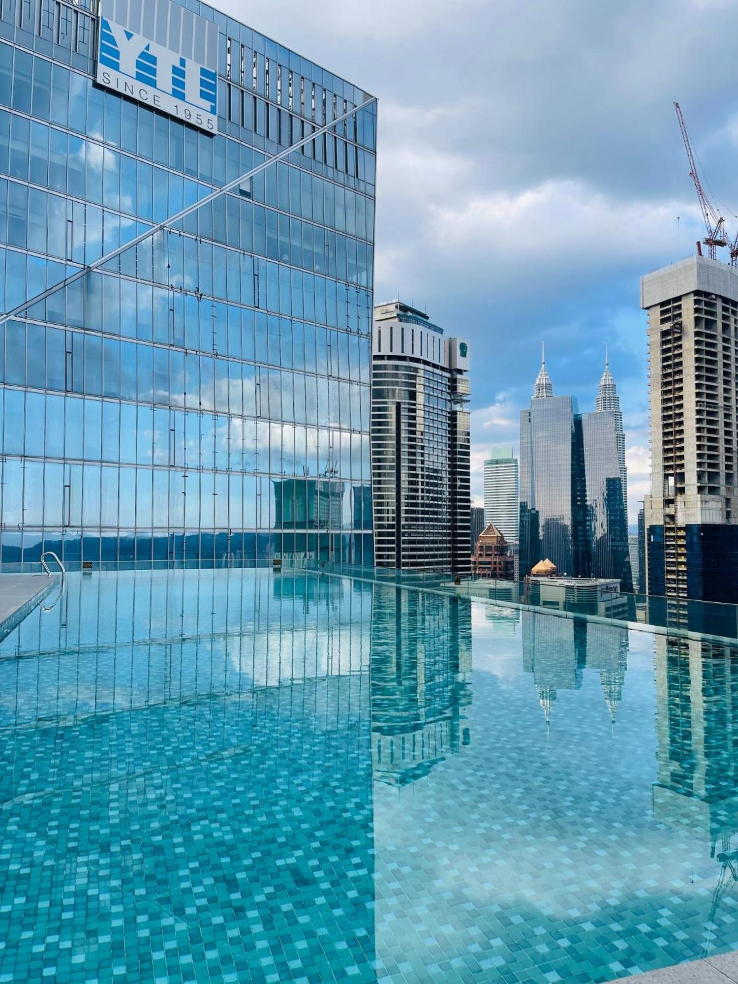Crystal At Dorsett Bukit Bintang Kl Apartment