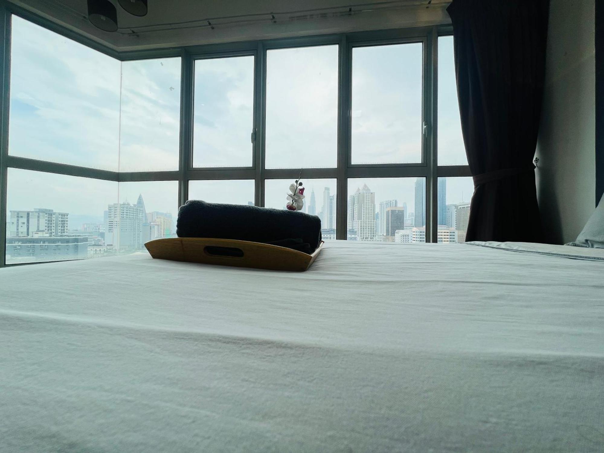 Apartemen Regalia And By Awesomestay Kuala Lumpur