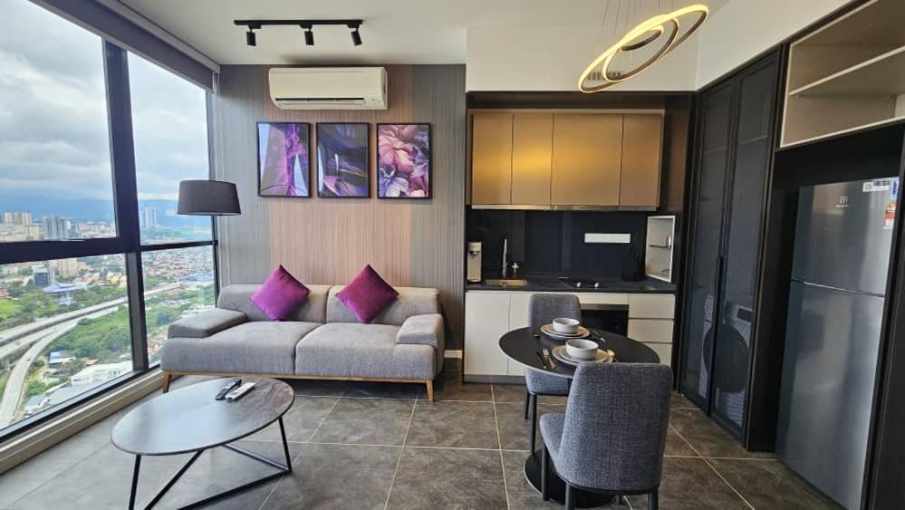 Apartment Scarlet Klcc By Sunz Living Kuala Lumpur